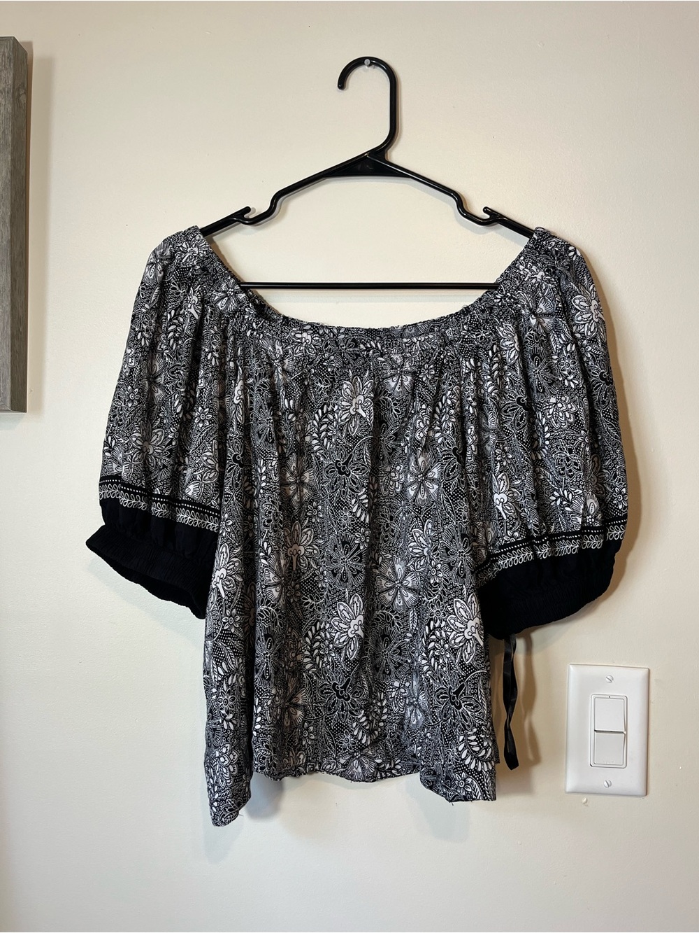 LOFT Black and White Floral Off-Shoulder Peasant Top